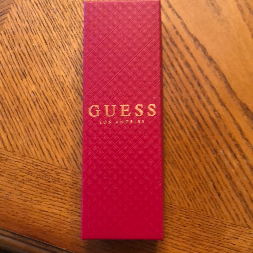 Guess necklace and earring set - Picture 5 of 6
